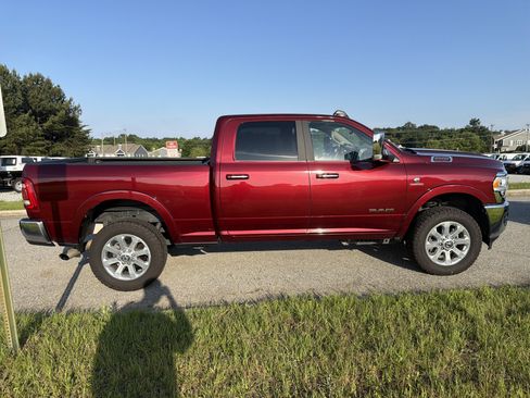 Used 2022 RAM 2500 Laramie AWD/4WD image 11