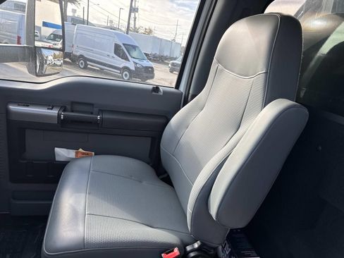 Used 2025 Ford F650 2WD Regular Cab Super Duty image 19