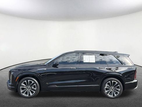 Certified 2026 Cadillac Vistiq Premium Luxury AWD/4WD image 12