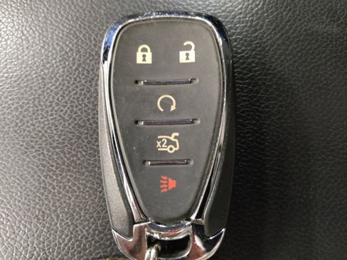 Used 2023 Chevrolet Malibu LS w/ LPO, Floor Liner Package FWD image 32