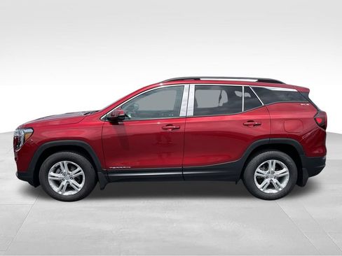 Used 2022 GMC Terrain SLE w/ Driver Convenience Package AWD/4WD image 35