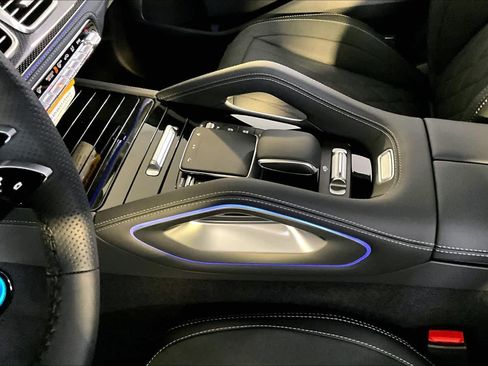 New 2026 Mercedes-Benz GLS 63 AMG 4MATIC image 10