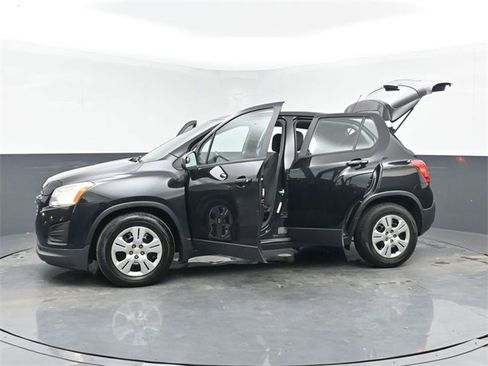 Used 2015 Chevrolet Trax LS w/ LPO, Cargo Package image 53