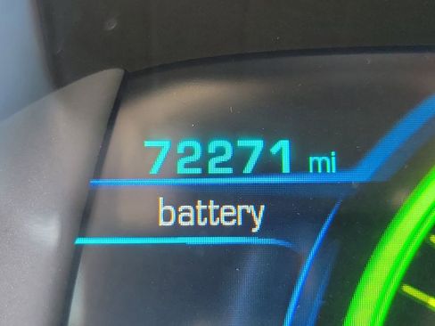 Used 2017 Chevrolet Volt Premier w/ Driver Confidence II Package FWD image 4