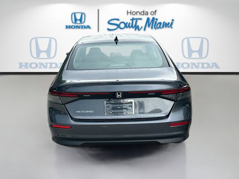New 2025 Honda Accord SE image 5