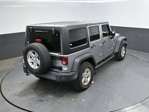 Used 2016 Jeep Wrangler Unlimited Sport w/ Quick Order Package 24S AWD/4WD image 33