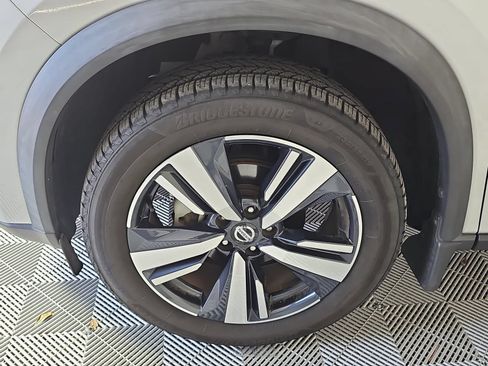 Used 2021 Nissan Rogue SL w/ Premium Package FWD image 10