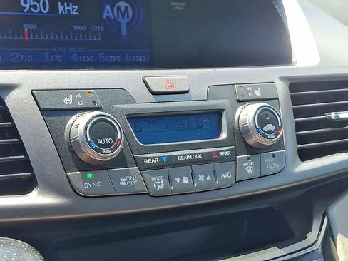 Used 2013 Honda Odyssey EX-L image 19