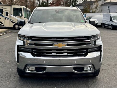 Used 2019 Chevrolet Silverado 1500 LTZ w/ LTZ Premium Package image 3