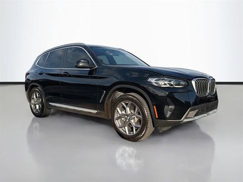 Used 2023 BMW X3 xDrive30i w/ Premium Package w/ZPA image 2
