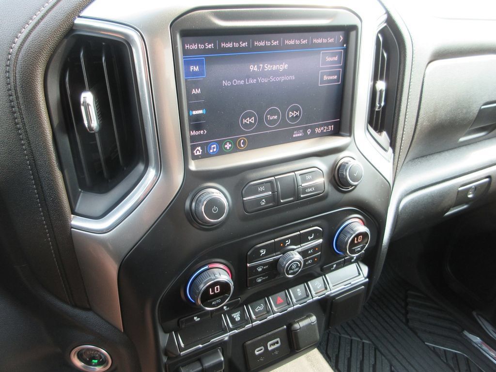 Certified 2022 Chevrolet Silverado 2500 LT w/ Convenience Package AWD/4WD image 31