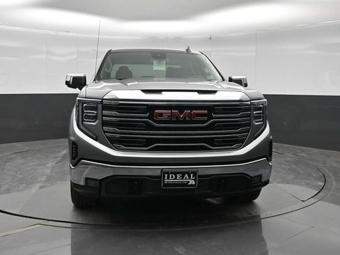 Used 2026 GMC Sierra 1500 SLT AWD/4WD image 2