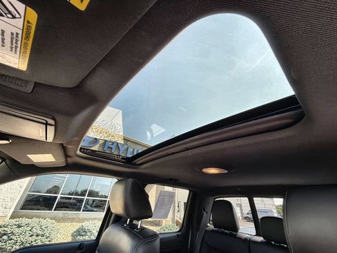 Used 2011 Ford F150 FX4 w/ FX Luxury Pkg AWD/4WD image 16