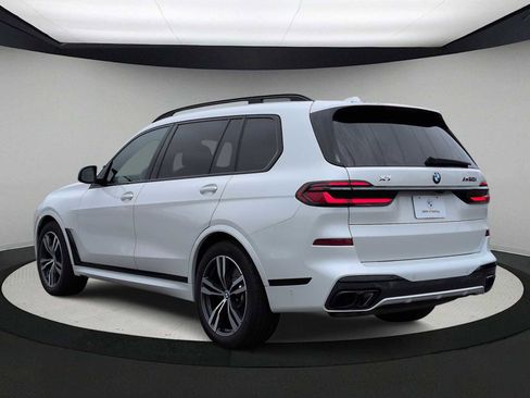 Used 2026 BMW X7 M60i AWD/4WD image 6