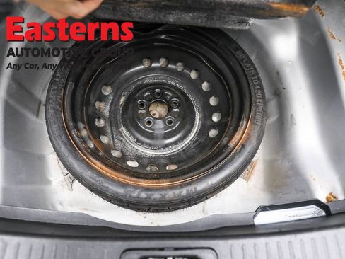 Used 2022 Toyota Corolla LE FWD image 22