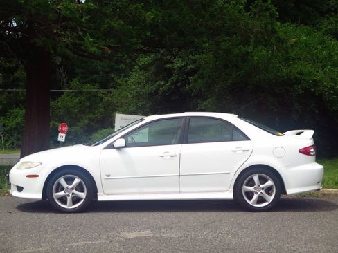 Used 2005 MAZDA MAZDA6 s Grand Touring w/ Grand Touring Appearance Pkg FWD image 2