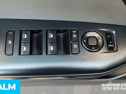 Used 2025 Kia K4 FWD image 39