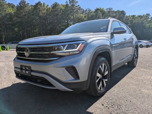 Certified 2023 Volkswagen Atlas Cross Sport SE AWD/4WD image 8
