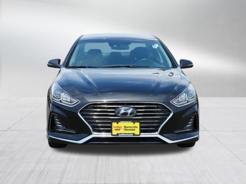 Used 2018 Hyundai Sonata SEL w/ Tech Package 02 FWD image 2