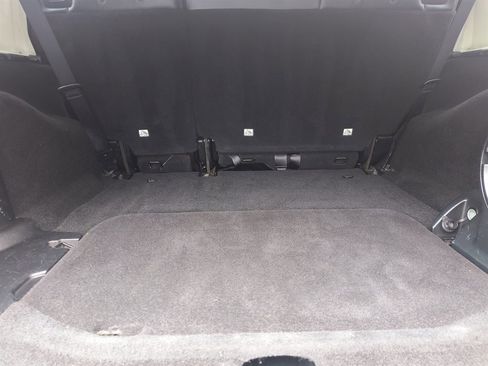 Used 2014 Jeep Wrangler Unlimited Rubicon image 39