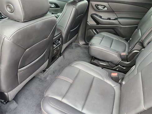 Used 2023 Chevrolet Traverse RS image 22
