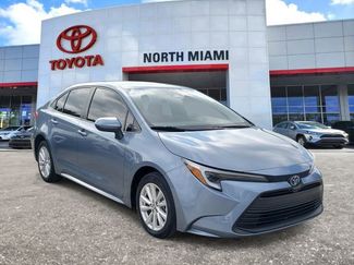 Used 2023 Toyota Corolla LE w/ LE Convenience Package video 1