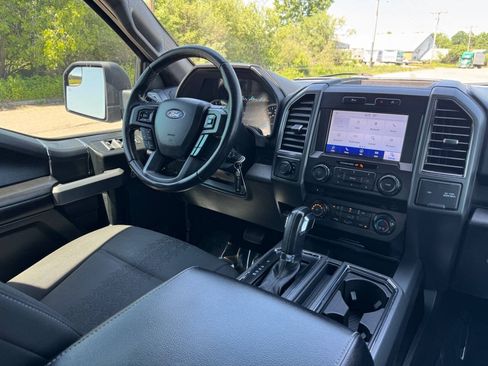 Used 2018 Ford F150 XLT w/ Equipment Group 302A Luxury AWD/4WD image 26