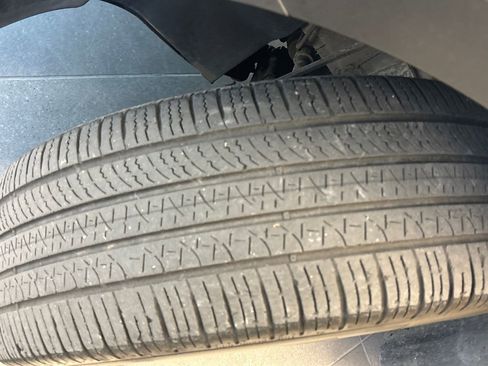 Used 2022 Kia Telluride S image 40