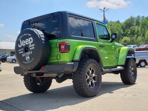 Used 2018 Jeep Wrangler Rubicon AWD/4WD image 3