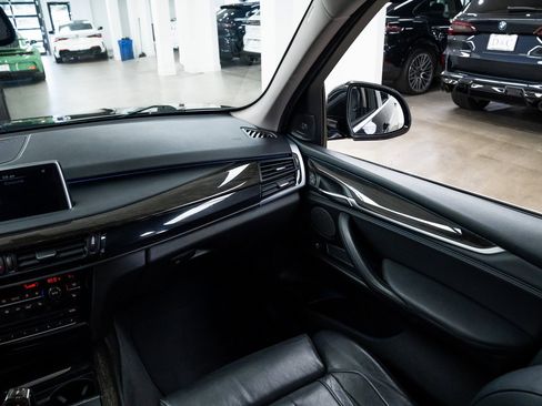 Used 2014 BMW X5 xDrive35i image 11