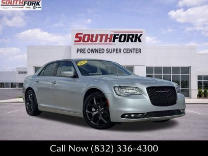 Used 2023 Chrysler 300 S