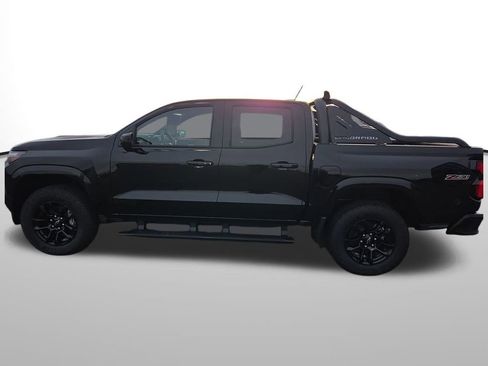 New 2025 Chevrolet Colorado Z71 w/ Midnight Edition image 2