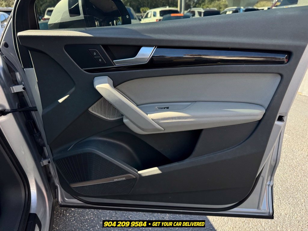 Used 2019 Audi Q5 Premium w/ Premium Plus Package AWD/4WD image 24