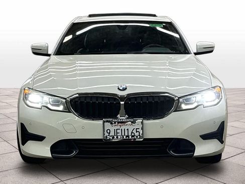 Used 2020 BMW 330i Sedan w/ Convenience Package RWD image 3