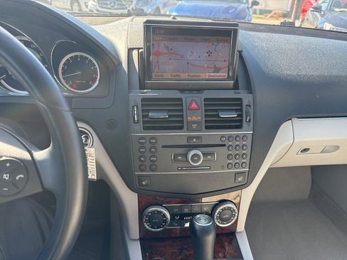 Used 2010 Mercedes-Benz C 300 Sedan image 11