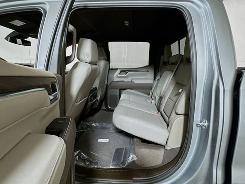 New 2026 GMC Sierra 1500 SLT AWD/4WD image 13