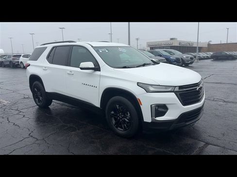 Certified 2023 Chevrolet Traverse LT w/ Midnight/Sport Edition image 2