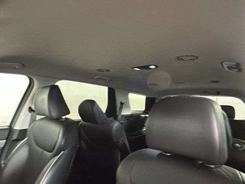Used 2025 Hyundai Palisade SEL FWD image 12