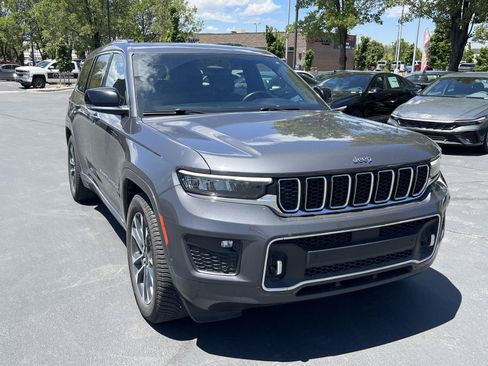 Used 2023 Jeep Grand Cherokee L Overland AWD/4WD image 4