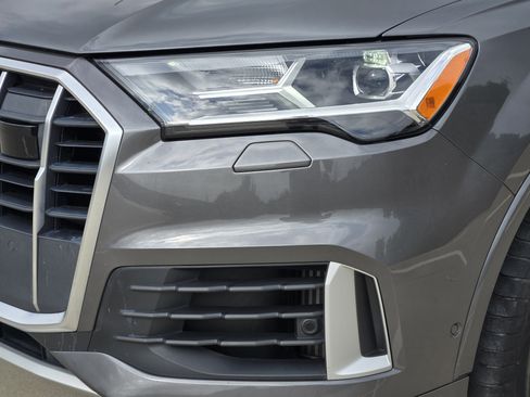 Used 2021 Audi Q7 3.0T Premium Plus image 9