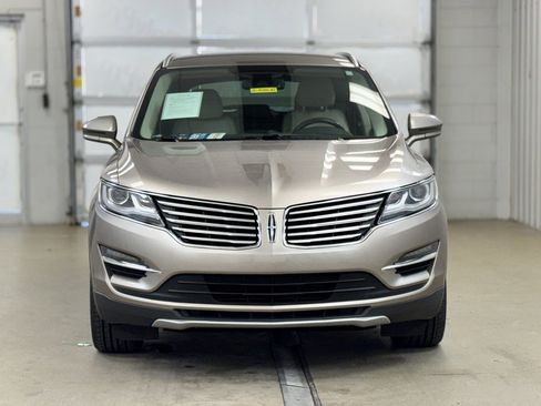 Used 2018 Lincoln MKC Select w/ Select Plus Package image 2