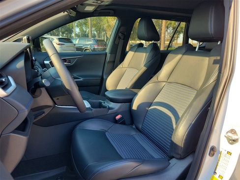 Used 2024 Toyota RAV4 XSE image 17