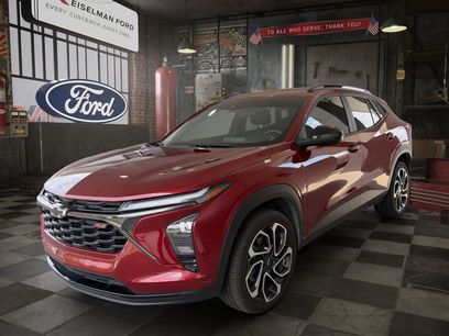 Used 2024 Chevrolet Trax RS w/ Sunroof Package