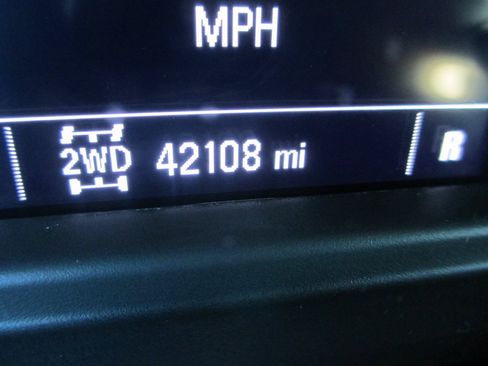 Certified 2024 Chevrolet Silverado 2500 Custom w/ Custom Value Package image 25