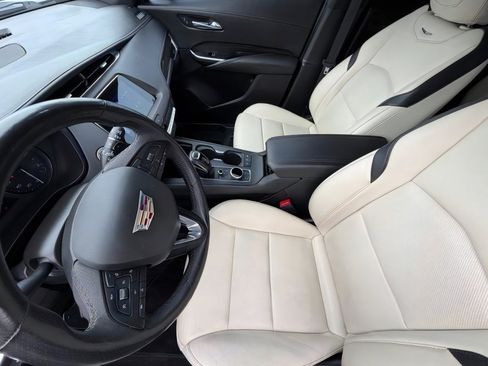 Used 2019 Cadillac XT4 Sport FWD image 13