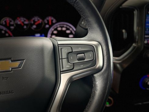 Used 2021 Chevrolet Silverado 1500 LT AWD/4WD image 22