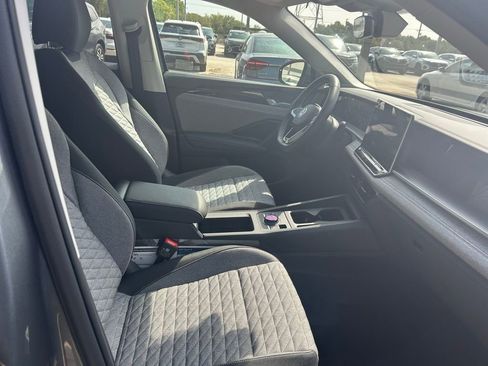 New 2026 Volkswagen Tiguan S FWD image 33