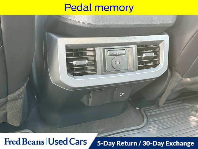 Used 2024 Ford F250 Lariat w/ Lariat Ultimate Package AWD/4WD image 34