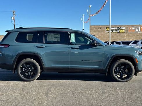 New 2026 Jeep Grand Cherokee L Limited w/ Limited Altitude Package AWD/4WD image 2