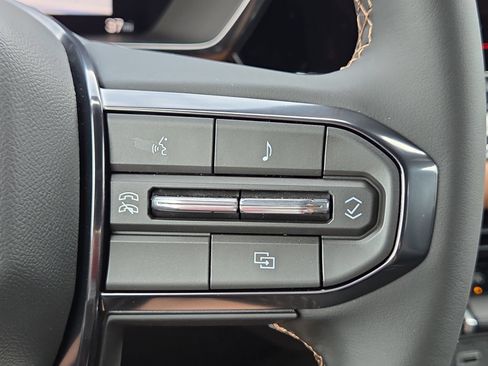 New 2026 GMC Canyon AT4 w/ Nightfall Essentials Package AWD/4WD image 22